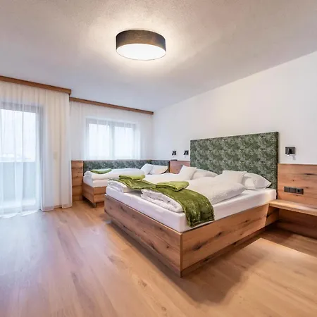 Kreuzjoch-4 By Interhome * 齐勒河谷采尔